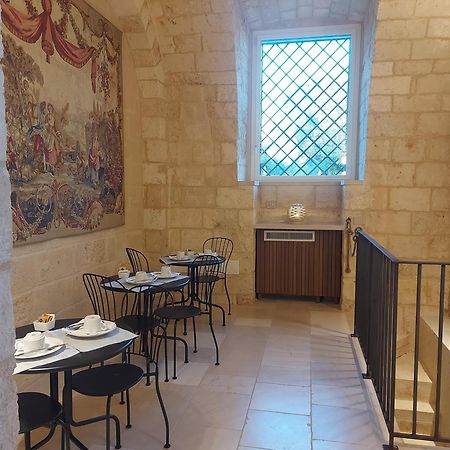 Palazzo Momi Bed and Breakfast Bari Buitenkant foto