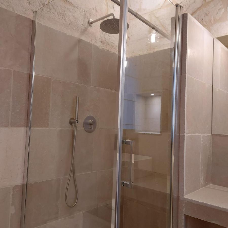 Palazzo Momi Bed and Breakfast Bari Buitenkant foto