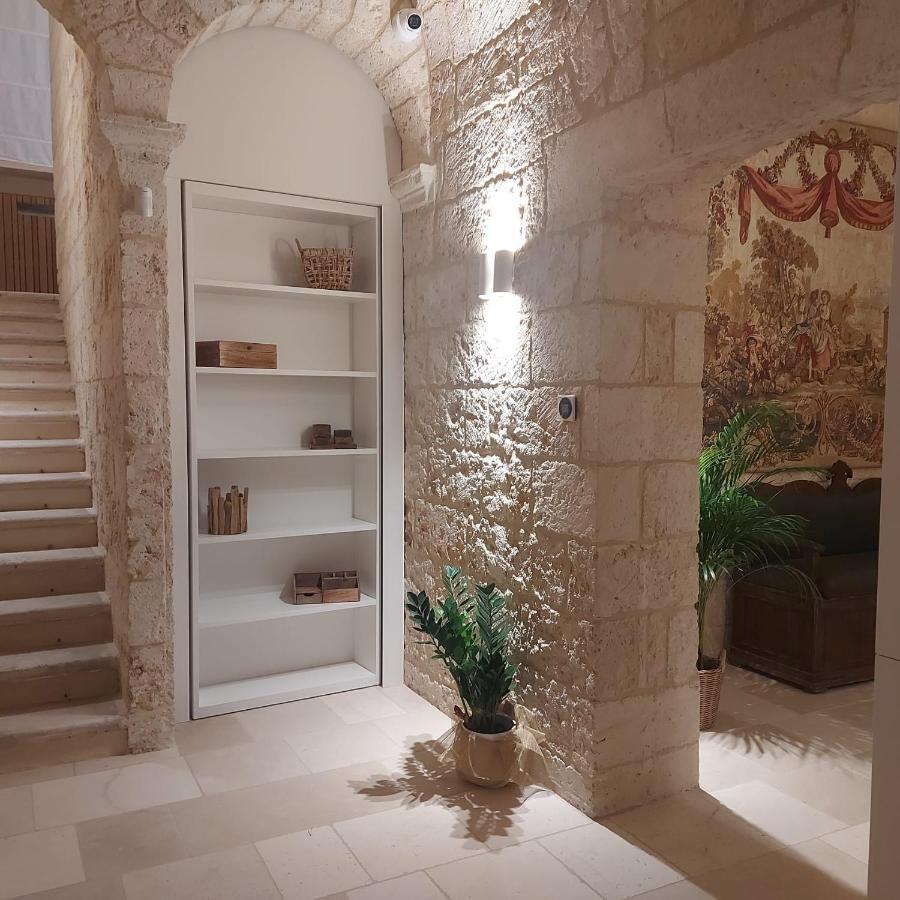 Palazzo Momi Bed and Breakfast Bari Buitenkant foto