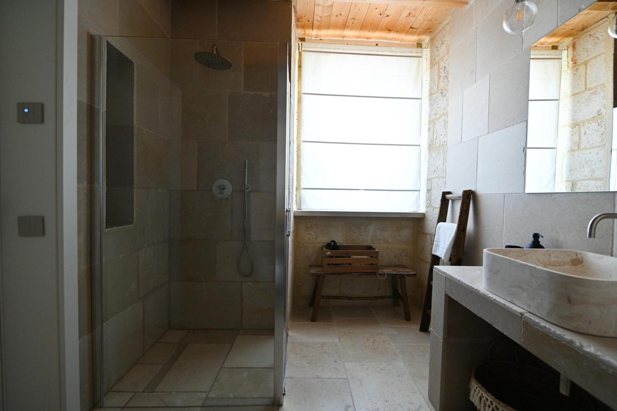 Palazzo Momi Bed and Breakfast Bari Buitenkant foto