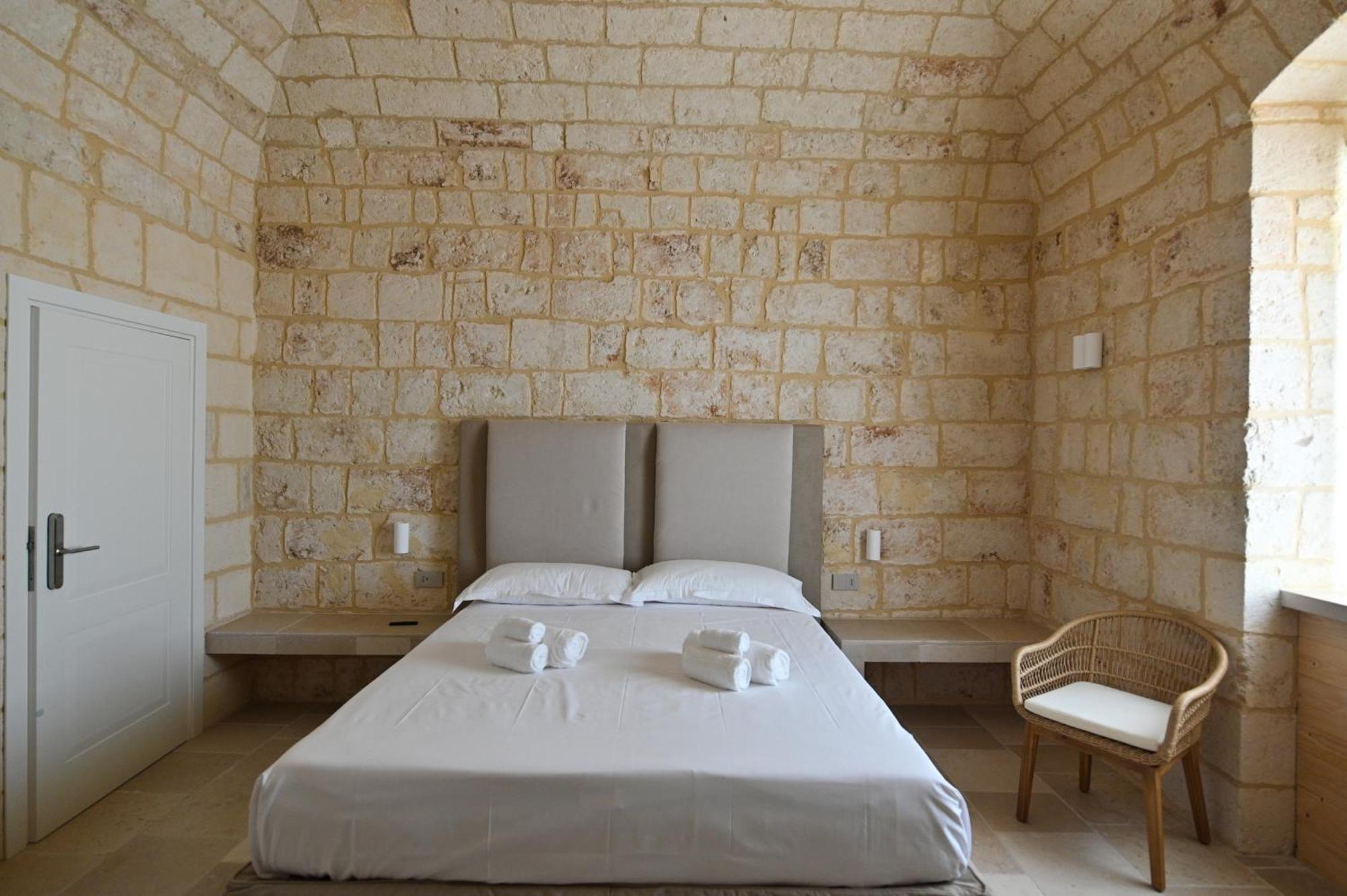 Palazzo Momi Bed and Breakfast Bari Buitenkant foto
