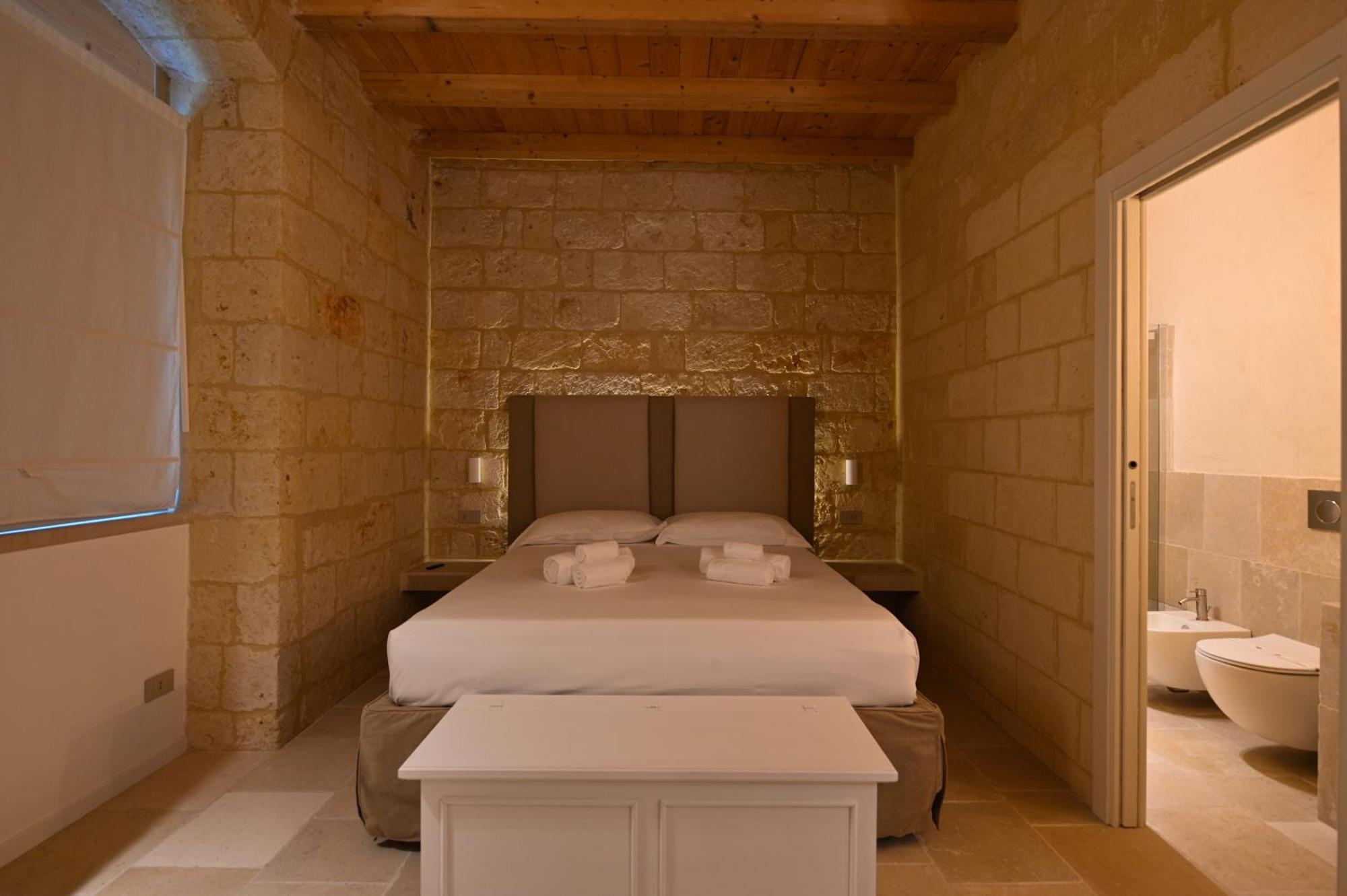Palazzo Momi Bed and Breakfast Bari Buitenkant foto