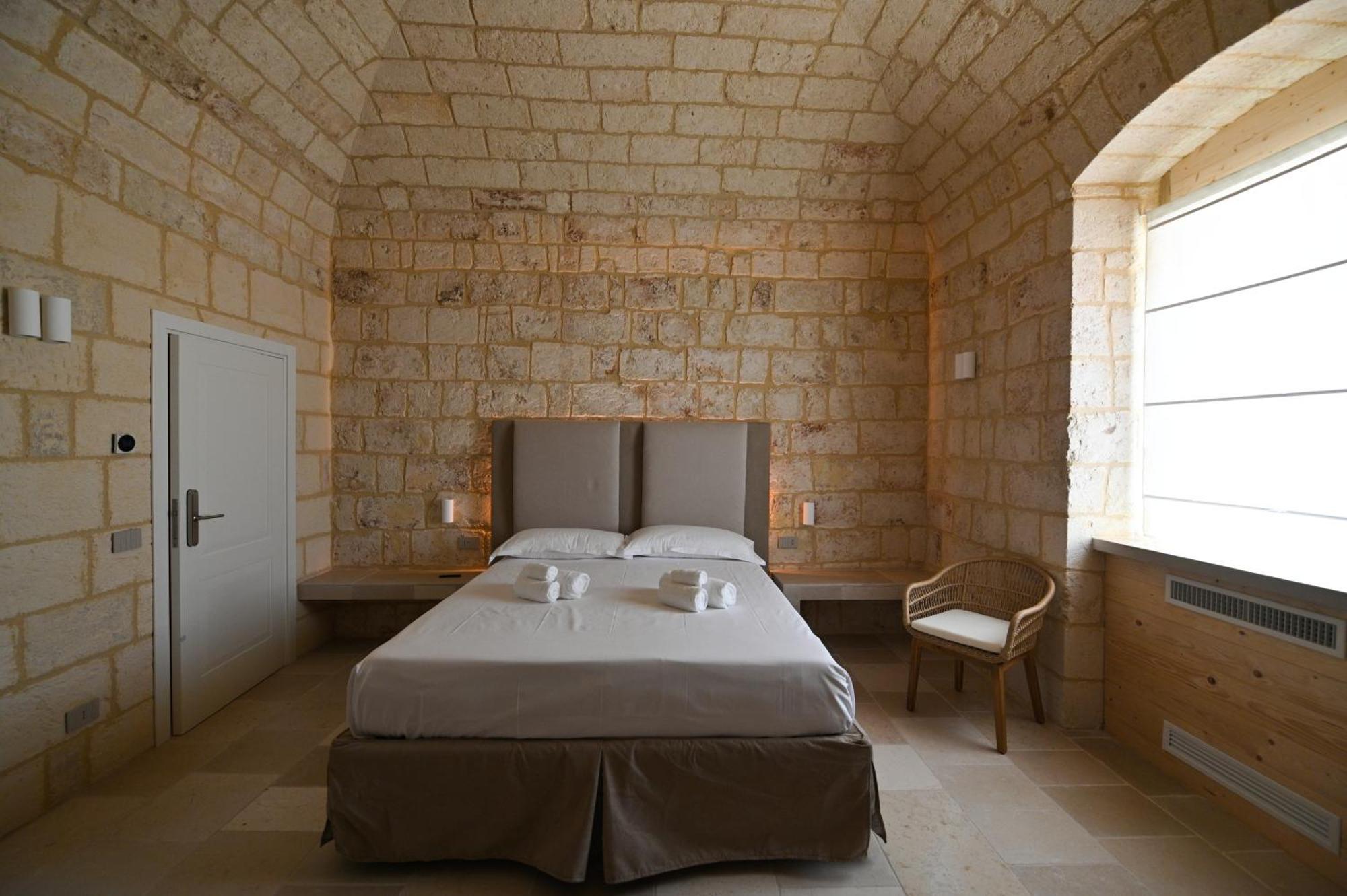 Palazzo Momi Bed and Breakfast Bari Buitenkant foto