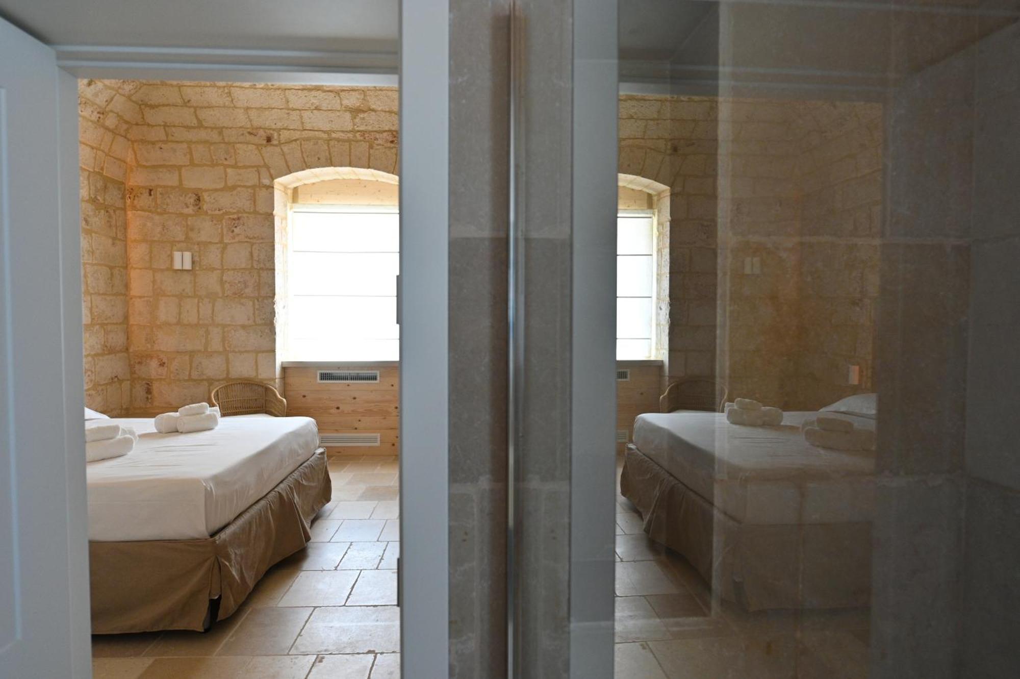 Palazzo Momi Bed and Breakfast Bari Buitenkant foto