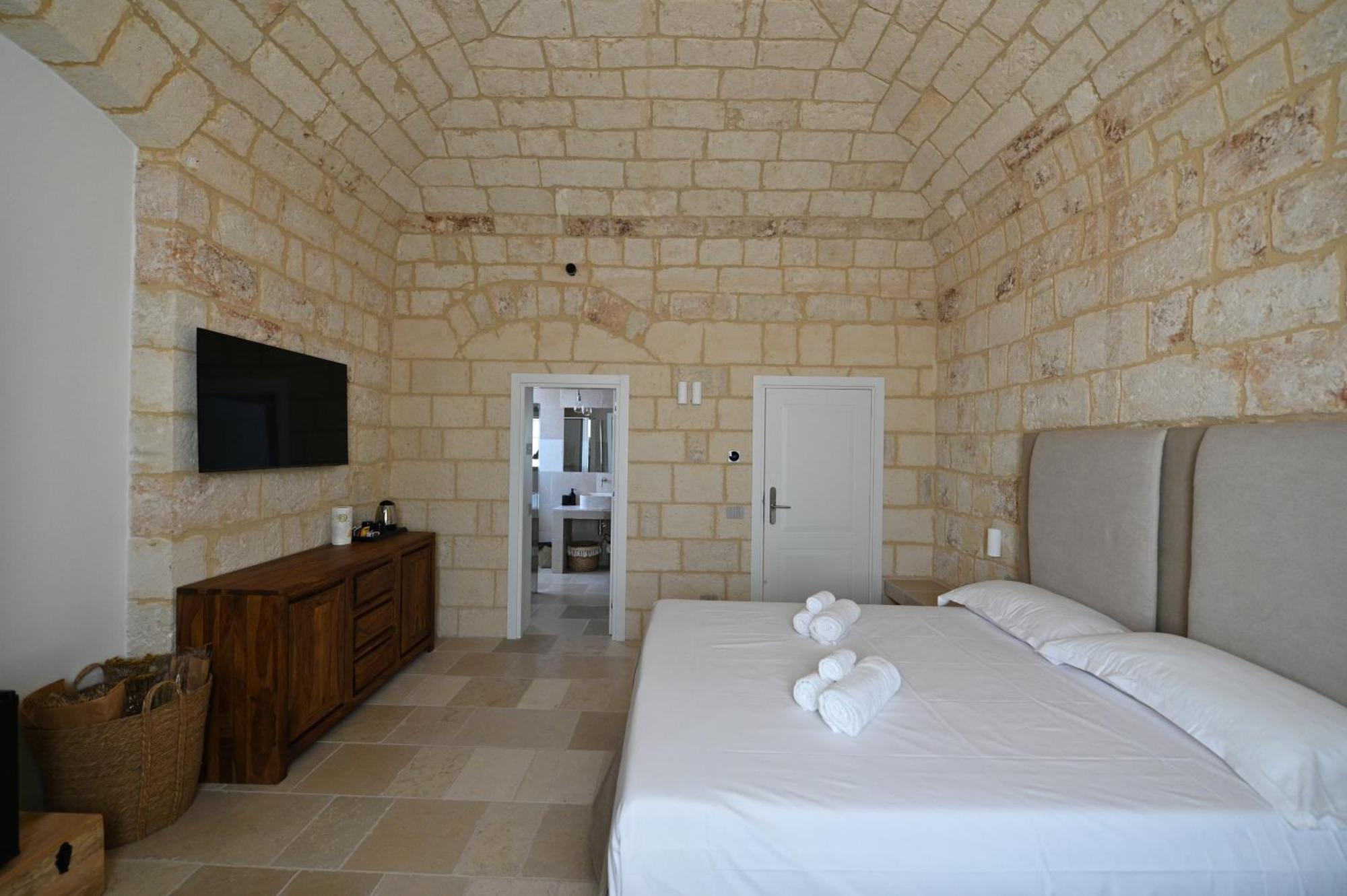 Palazzo Momi Bed and Breakfast Bari Buitenkant foto