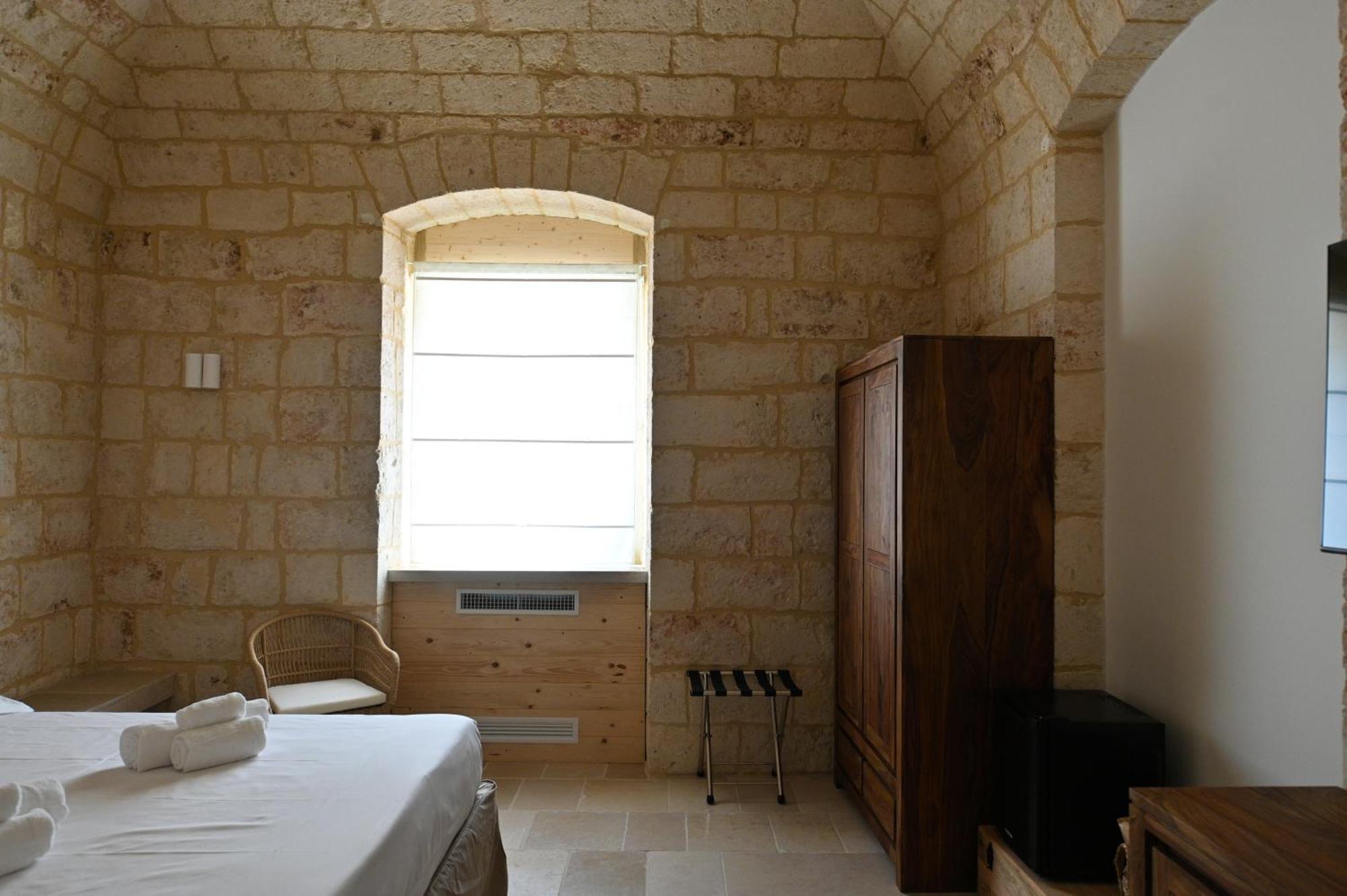 Palazzo Momi Bed and Breakfast Bari Buitenkant foto