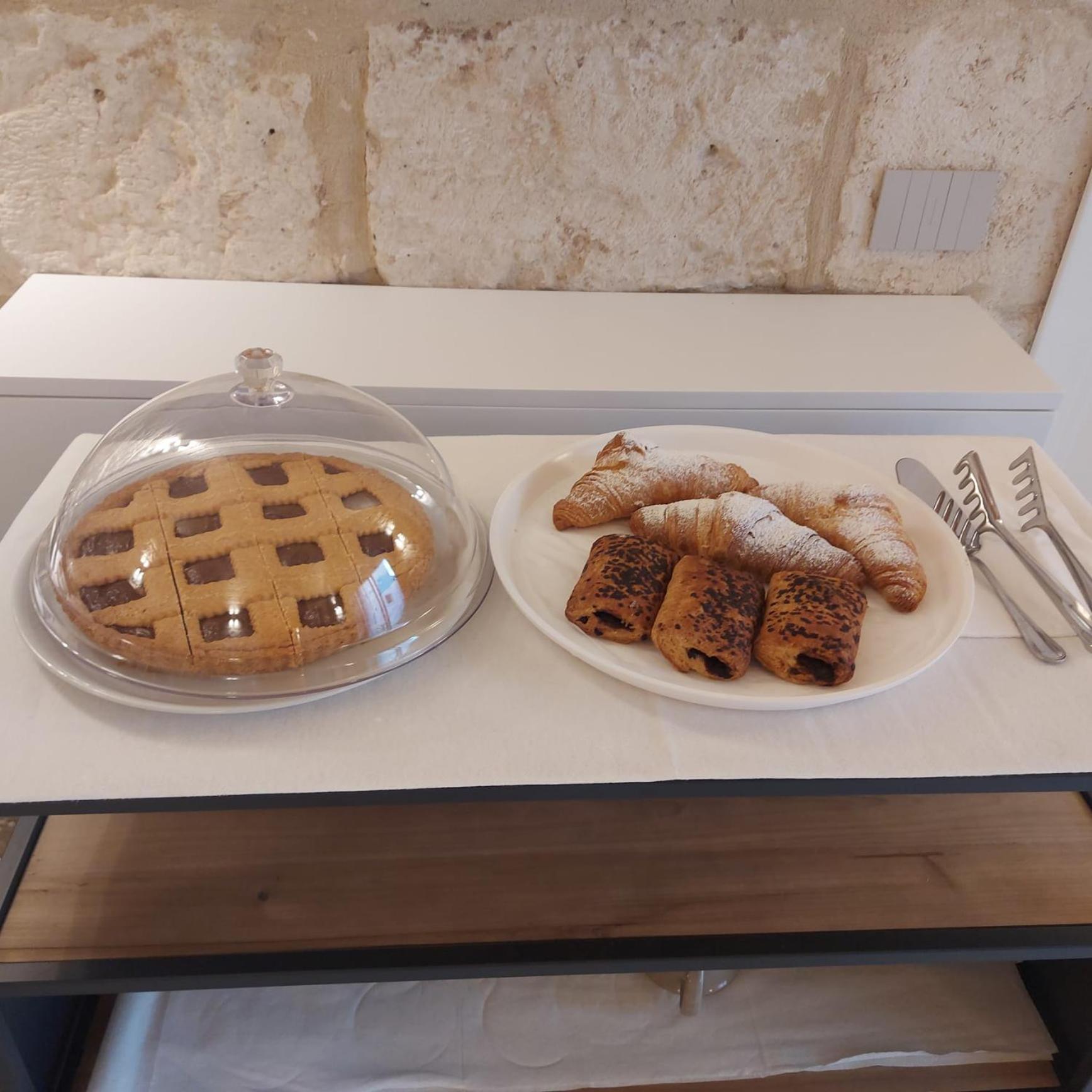 Palazzo Momi Bed and Breakfast Bari Buitenkant foto