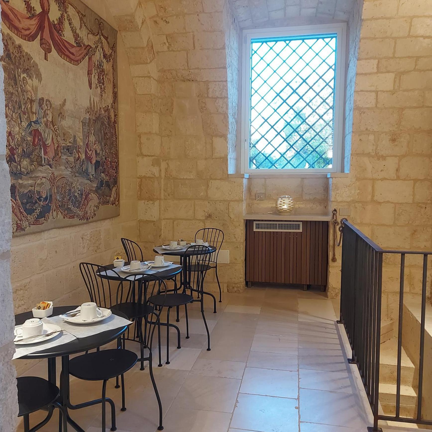 Palazzo Momi Bed and Breakfast Bari Buitenkant foto