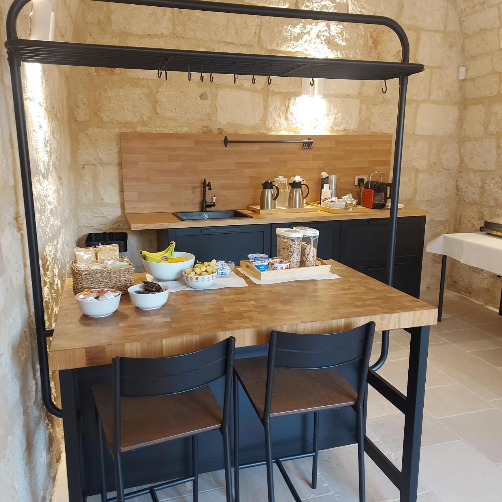 Palazzo Momi Bed and Breakfast Bari Buitenkant foto